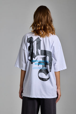 beyaz kadin p.a. graphic tee passion athletics